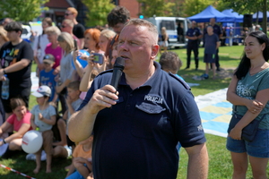 policyjny piknik na Wyspie Młyńskiej