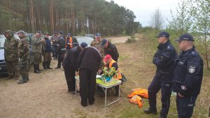 zawody wędkarskie o Puchar Komendanta Miejskiego Policji we Włocławku w ramach 100-lecia powołania Policji Państwowej