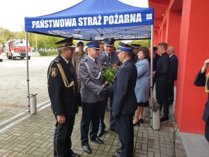 Uroczystość wprowadzenia Komendanta Miejskiego Państwowej Straży Pożarnej we Włocławku z udziałem służb mundurowych