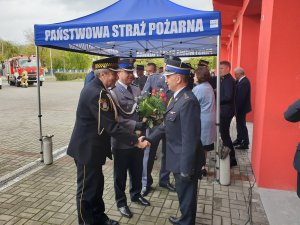 Uroczystość wprowadzenia Komendanta Miejskiego Państwowej Straży Pożarnej we Włocławku z udziałem służb mundurowych