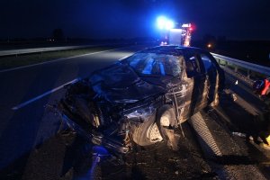 Czynności policyjne w sprawie wypadku drogowego na autostradzie A-1 w okolicach Włocławka