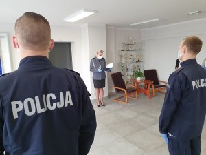 Ślubowanie policjantów w komendzie miejskiej we Włocławku