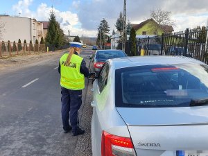 Policjant podczas działań prędkość na drogach Włocławka