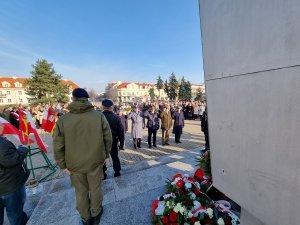 Policjanci podczas uroczystości zgodnie z treścią komunikatu