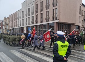 Policjanci podczas uroczystości zgodnie z treścią komunikatu