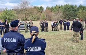 Policjanci podczas obozu szkoleniowego