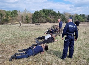 Policjanci podczas obozu szkoleniowego