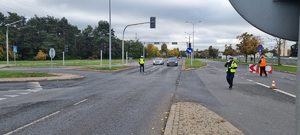 Policjanci podczas zabezpieczenia biegu