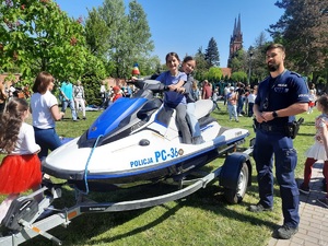 Policjanci podczas pikniku