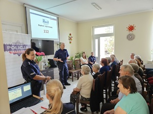 Spotkanie policjantów z mieszkańcami w Chodczu