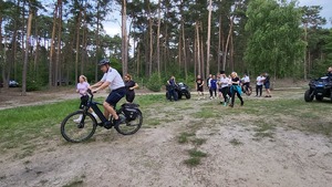 Policjanci podczas biegu na rzecz Fundacji