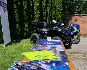 Policjanci podczas pikniku