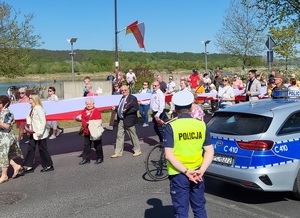 Policjanci podczas zabezpieczenia przemarszu ulicami Włocławka