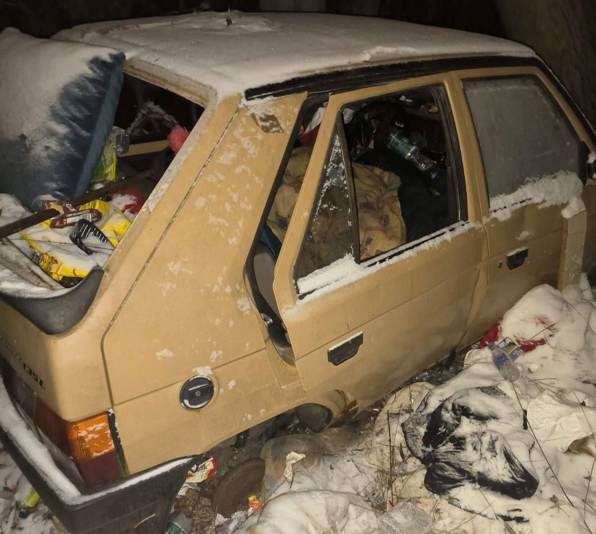 Policjanci z Włocławka pomogli wyziębionym osobom